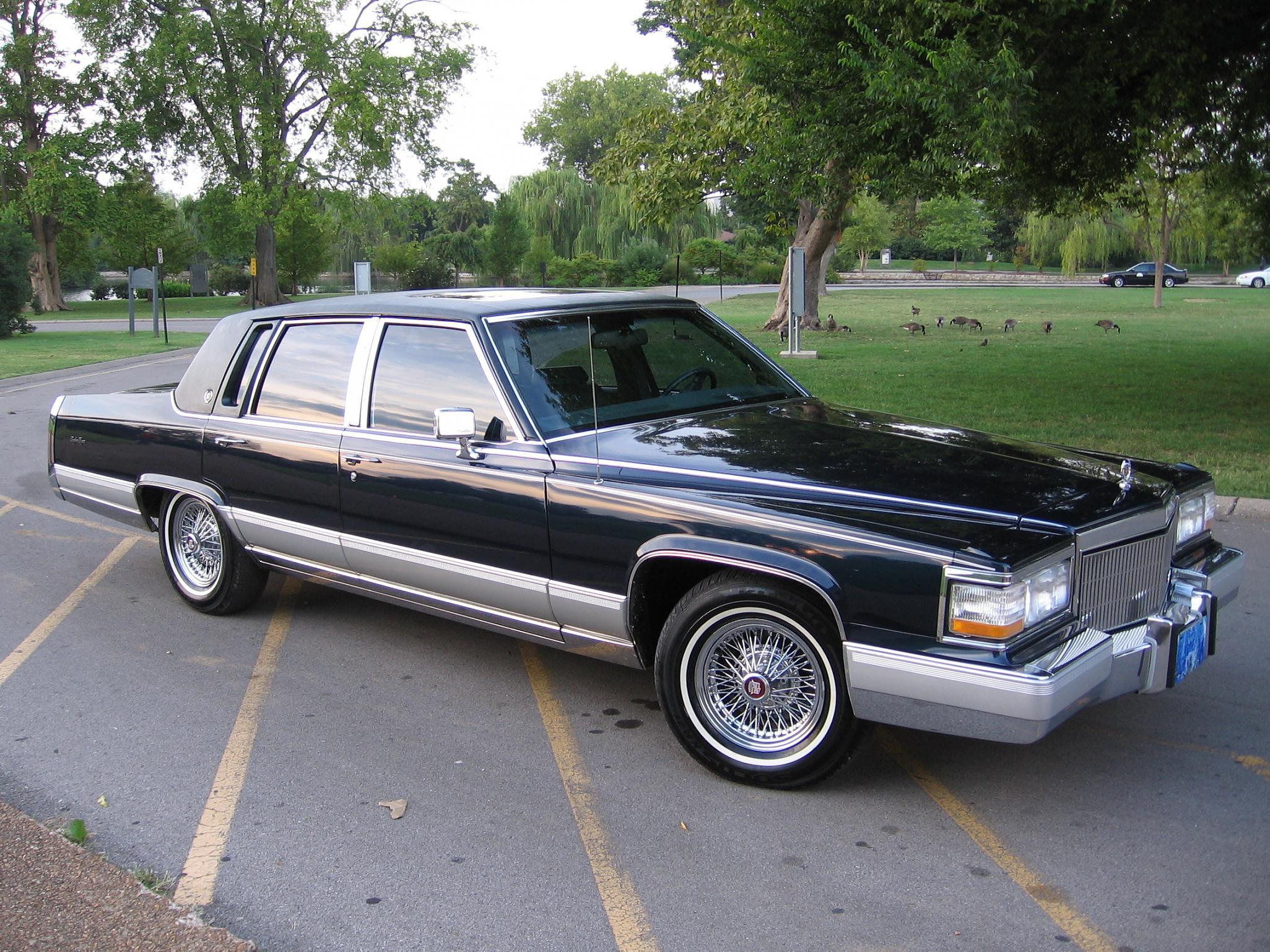 ����� ��� Cadillac Brougham