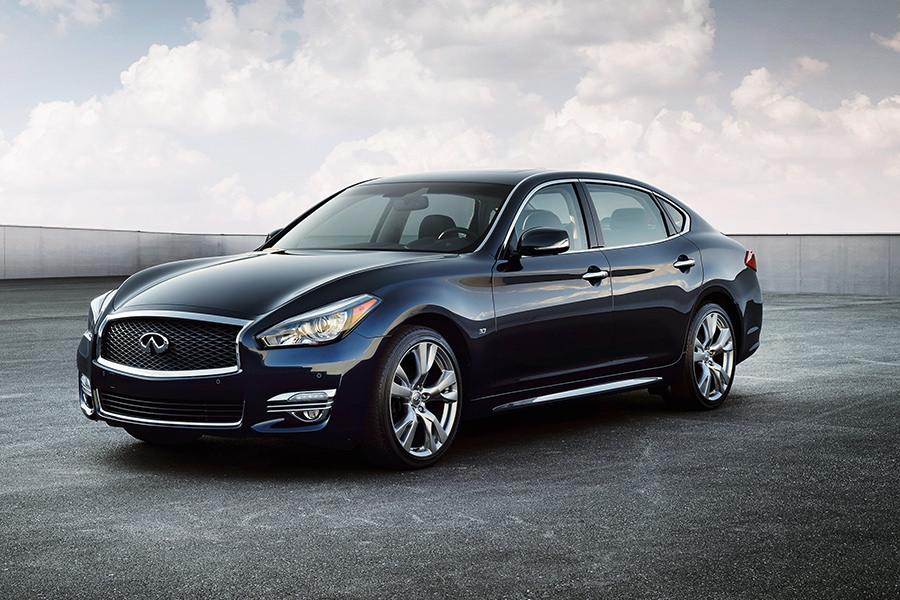 ����� ��� Infiniti Q70