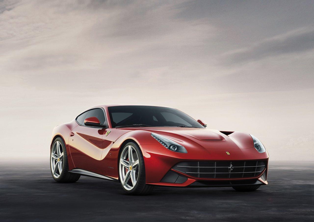 ����� ��� Ferrari F12