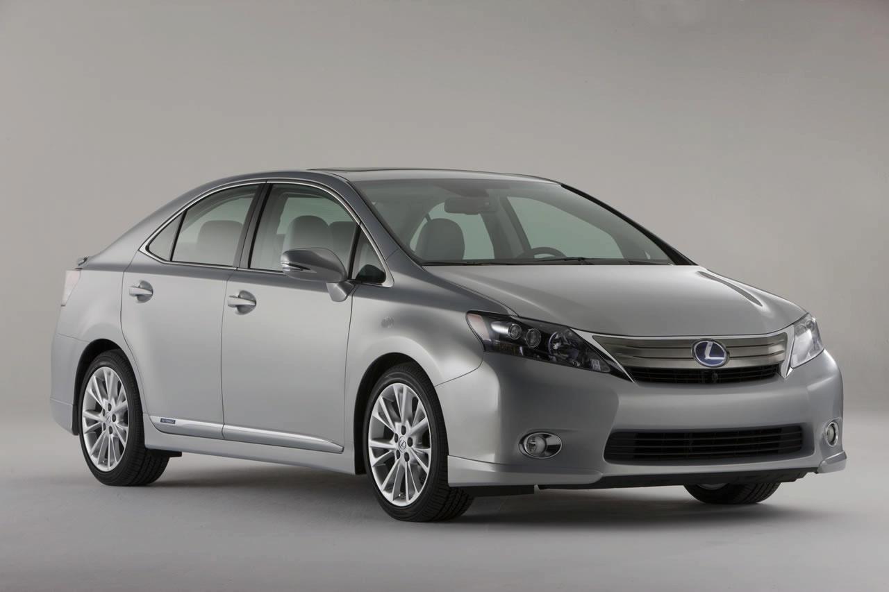 ����� ��� Lexus HS