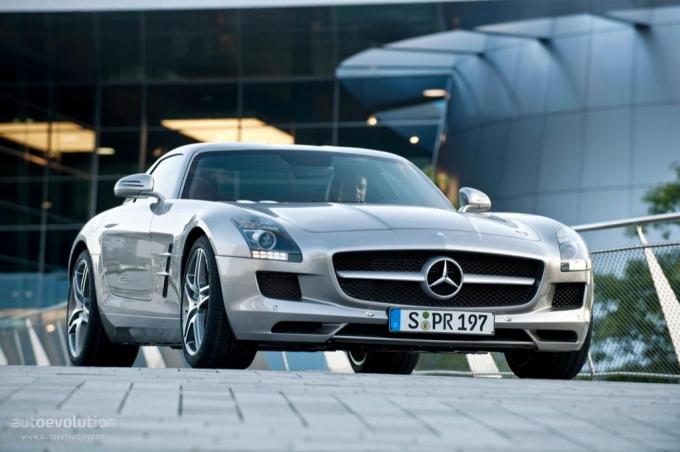 ����� ��� Mercedes-Benz SLS-klasse