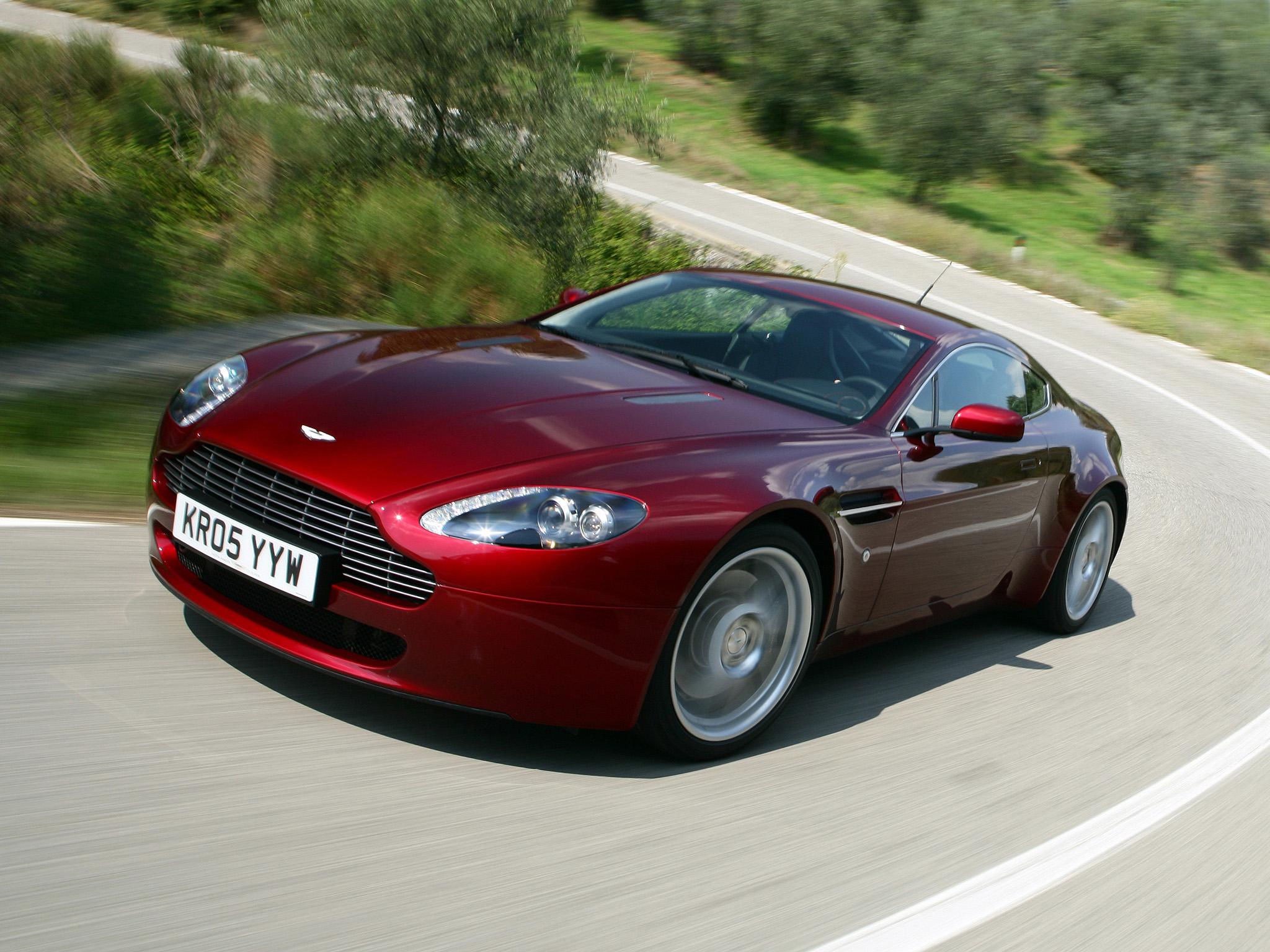 ����� ��� Aston Martin V8