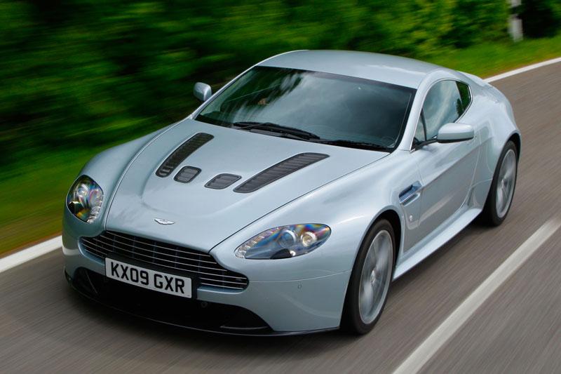 ����� ��� Aston Martin V12-Vanquish